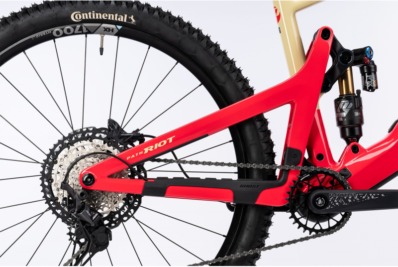 Bicicleta Ghost Path Riot Full Party 2025 - Imagen 3